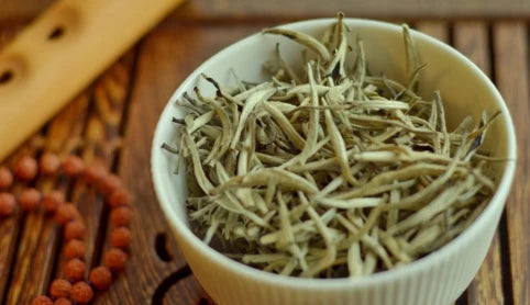 Nueranya Dried Tea Leaves